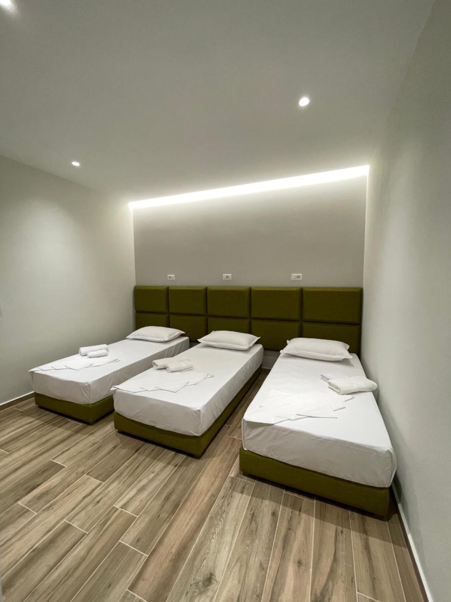 Hotel Rai Саранда Екстер'єр фото